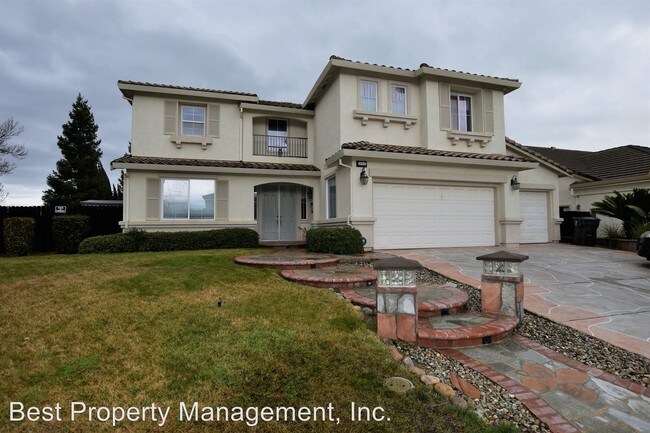 Building Photo - 4 br, 3 bath House - 2005 Finger Peak Ct