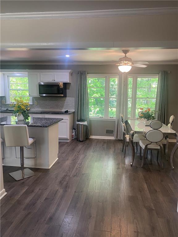 Foto del edificio - 3328 Ferncliff Pl NE