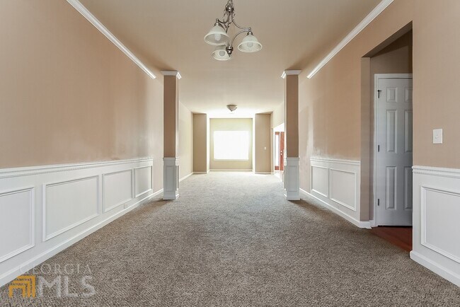 Building Photo - 5010 Mundy Dr