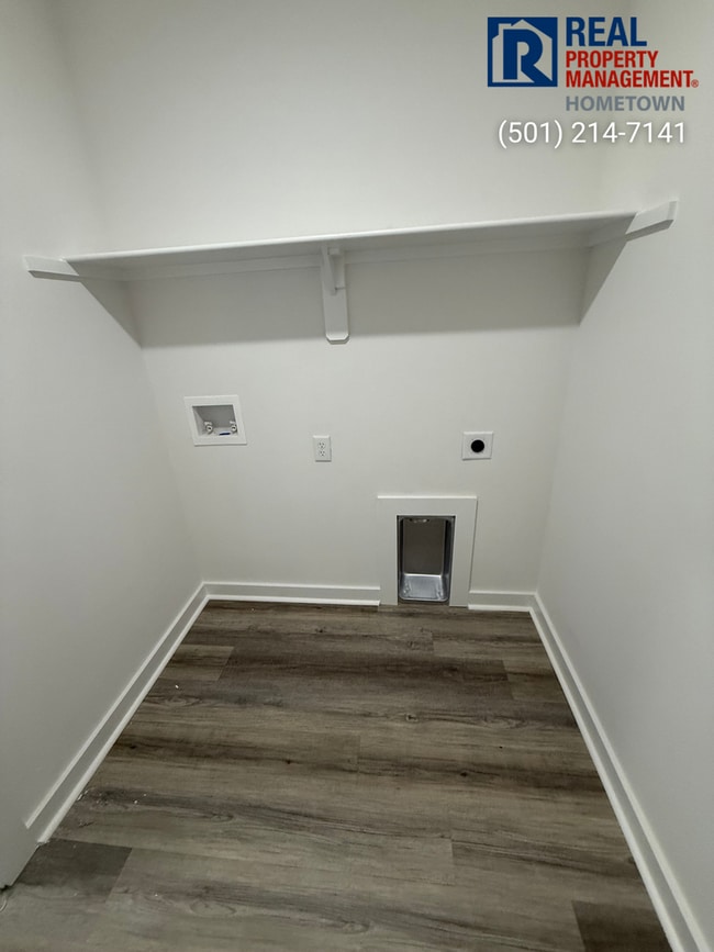 Building Photo - 108 E Fredonia Ct