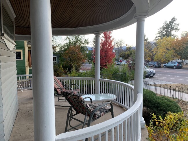 Building Photo - 1215 N Weber St