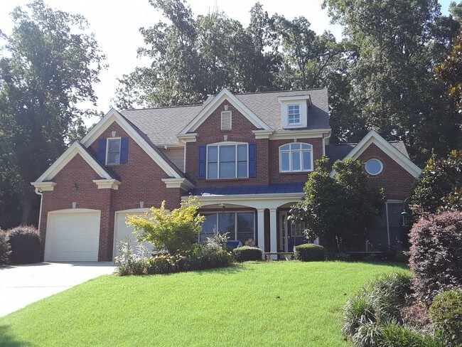 Building Photo - Beautiful Home in Hamilton Mill