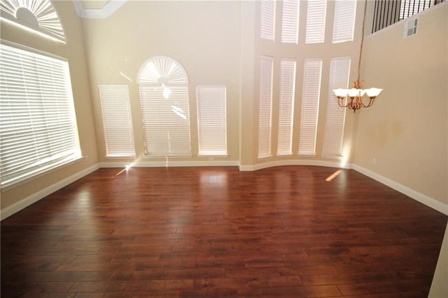 Building Photo - 1126 Arbor Park Dr
