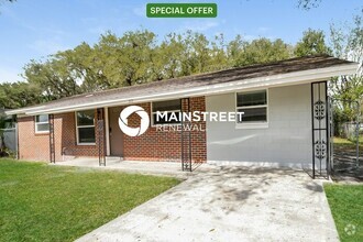 Building Photo - 535 San Lanta Cir