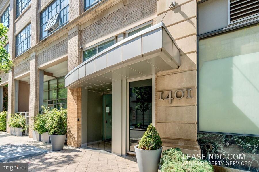 Foto principal - 1401 Church St NW