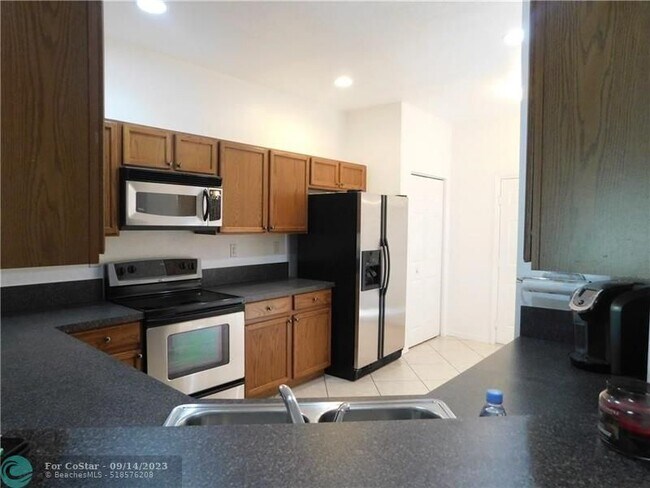 Building Photo - 13111 SW 42nd St
