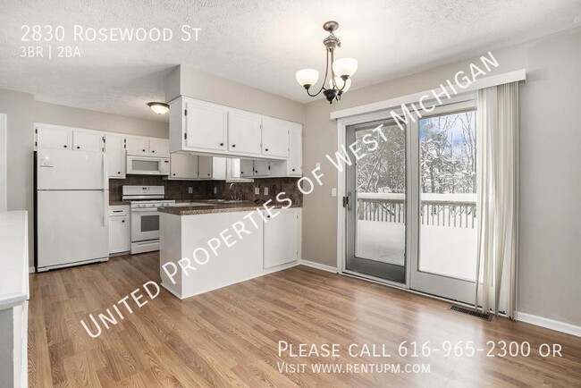 Building Photo - Available Now | Beautiful 3 Bedroom  2 Bat...