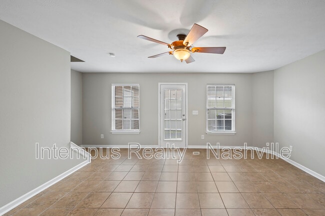 Foto del edificio - 3019 Burnt Pine Dr