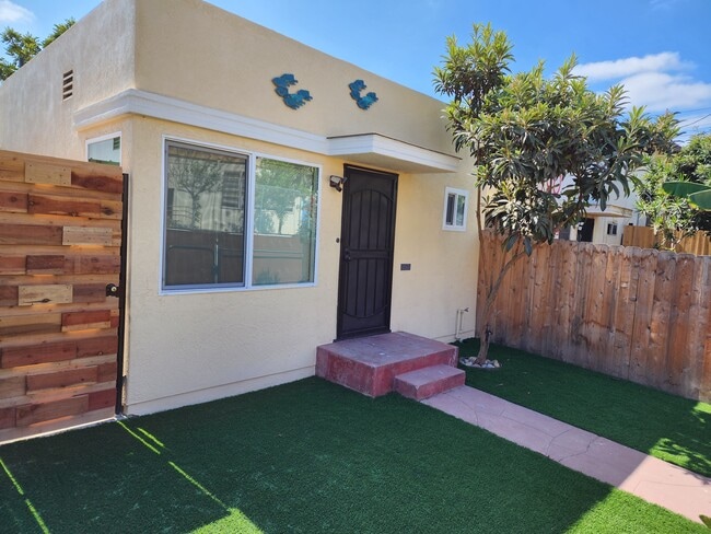 Building Photo - 4731 Polk Ave