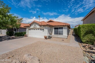 Building Photo - 8846 E Windrose Dr