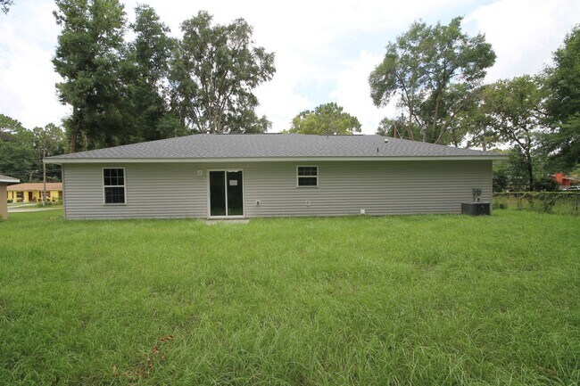 Foto del edificio - Beautiful 3BR/2BA house for rent in Ocala!