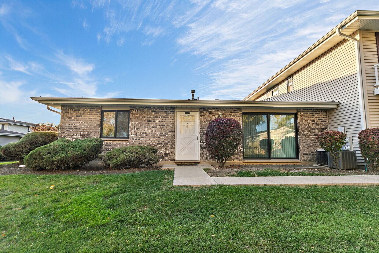 Foto principal - 1303 Yarmouth Ct