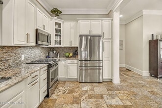 Building Photo - 20 Heather Ridge Rd