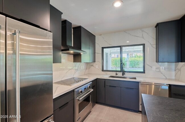 Building Photo - 5324 E Hillery Dr