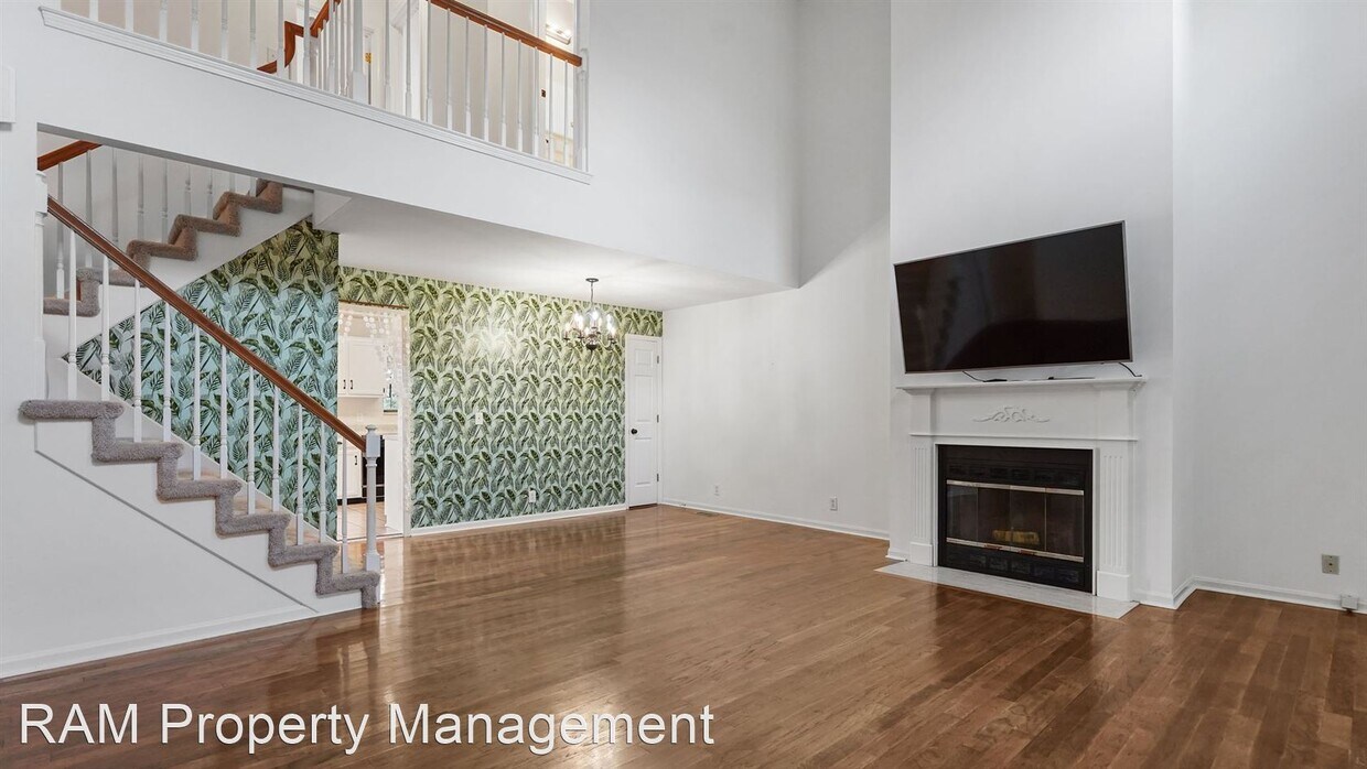 Primary Photo - 3 br, 2.5 bath House - 502 Upsall Drive