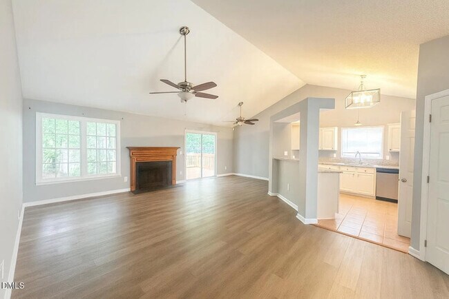 Foto del edificio - Ranch w/ 1 Car Garage