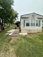 Building Photo - 8623 Bloombury Ln