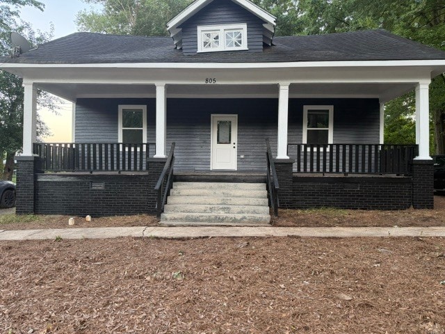 805 Libby St W