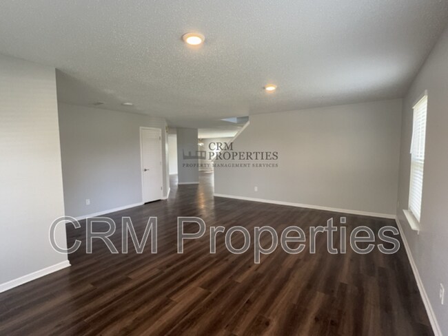 Foto del edificio - 10333 Lee Stewart Ln