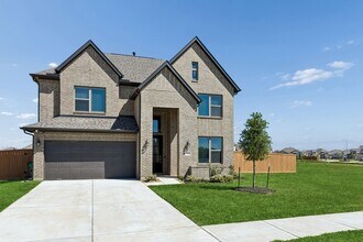 Building Photo - 2951 Tantara Dr