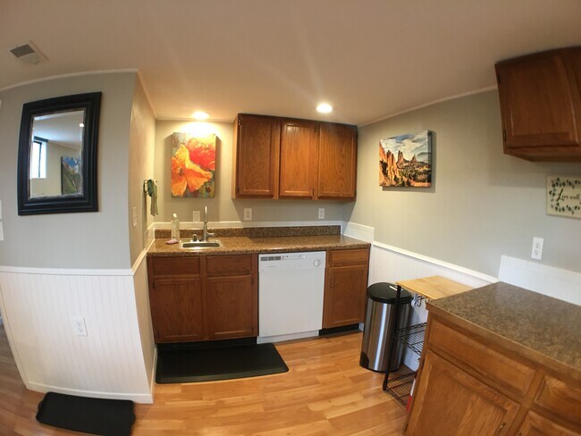 Plenty of counter space. - 450 S 41st St