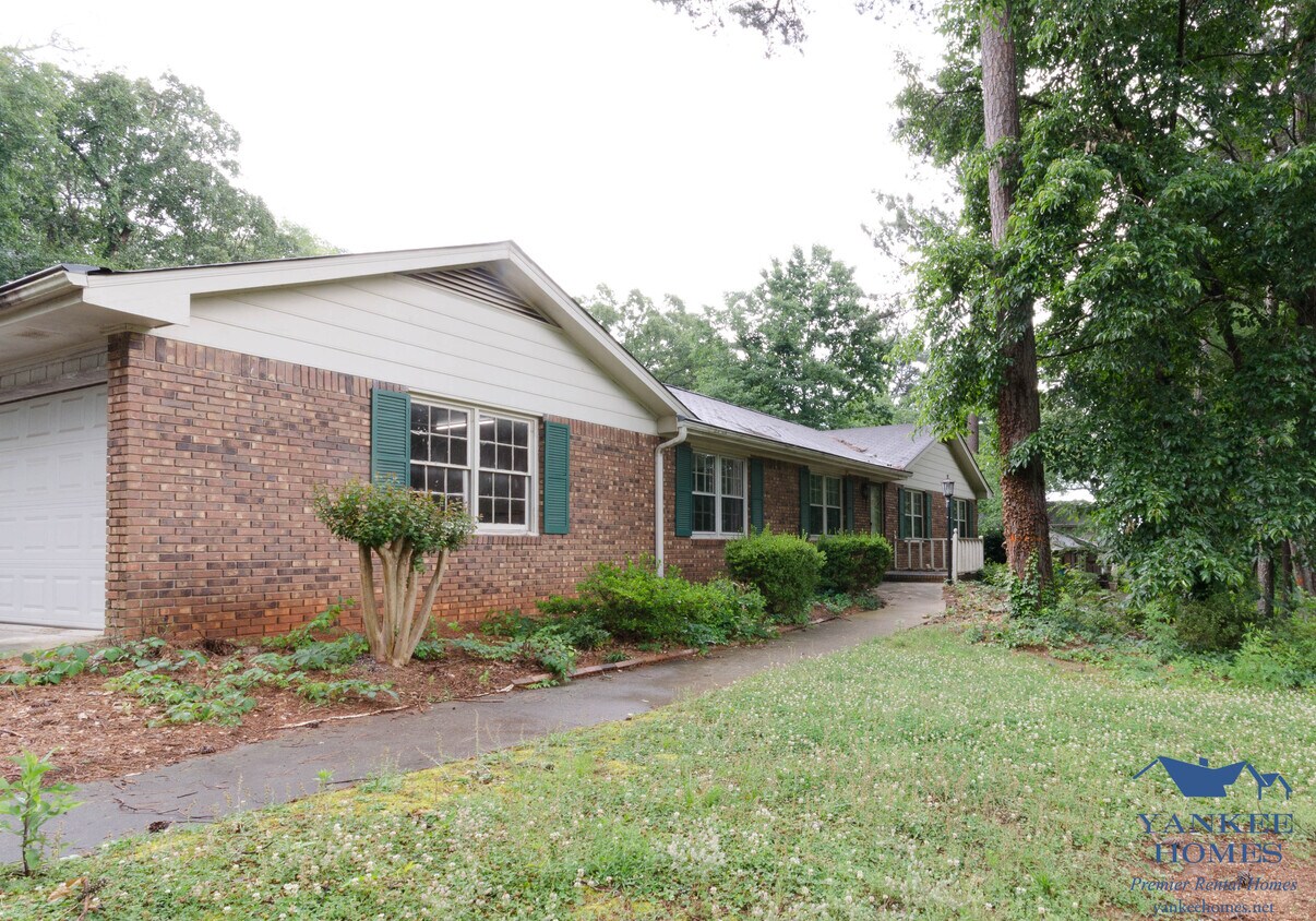 Foto principal - 1868 Harbour Oaks Dr SW