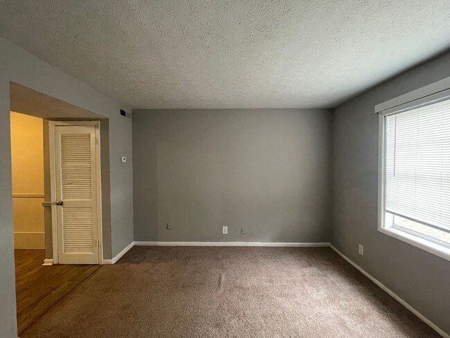 Foto del edificio - Trinity Creek Townhomes
