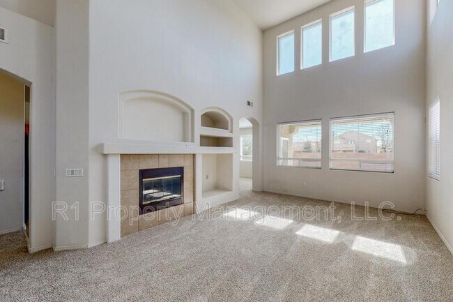 Building Photo - 6512 Los Pueblos Pl NW