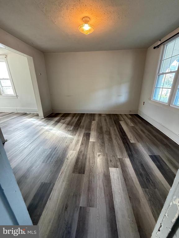 Foto del edificio - 313 Virginia Ave