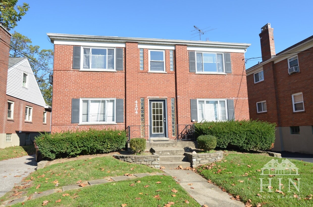 Primary Photo - 4204 South Ave