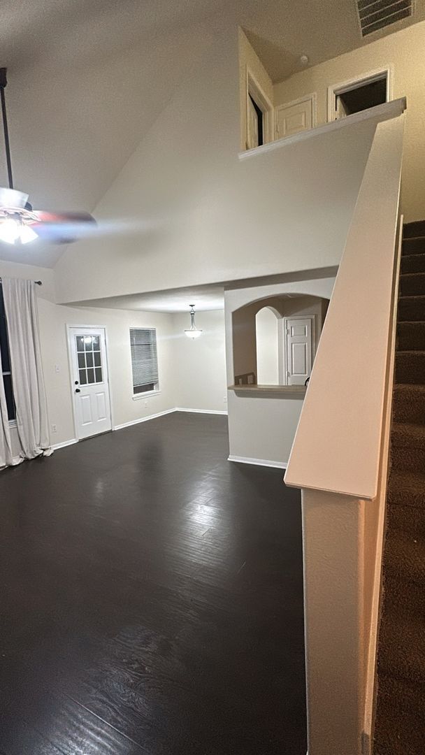 Building Photo - Charming 3 Bed Home in Houston