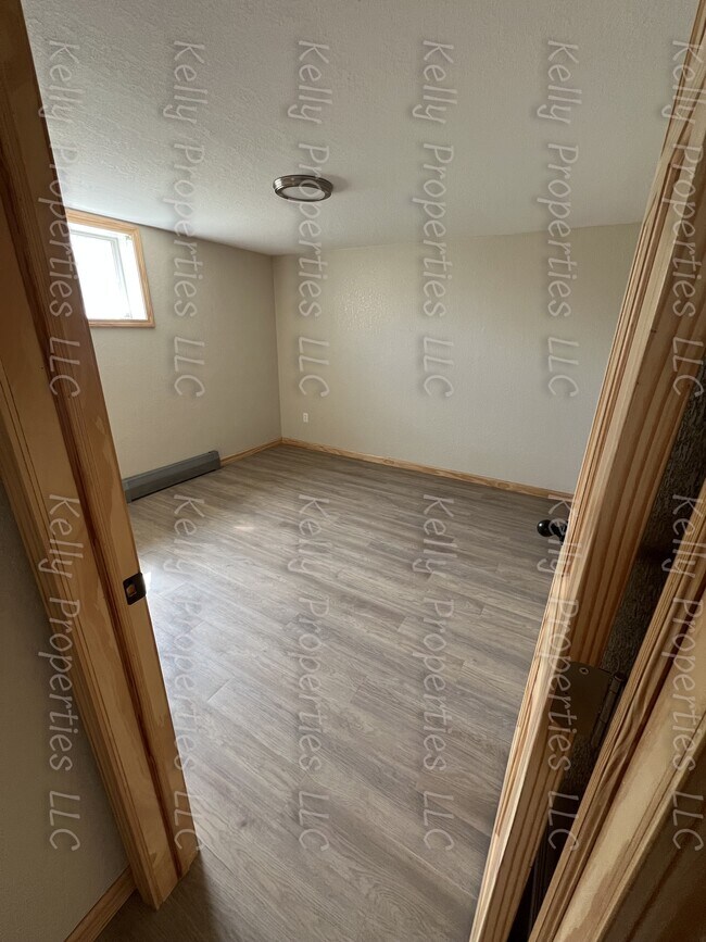 Foto del edificio - 829 5th St SE