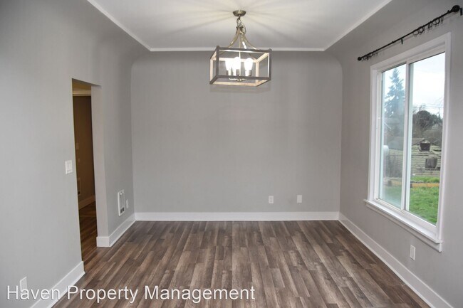 Building Photo - 3 br, 2 bath House - 2513 S Ainsworth Ave