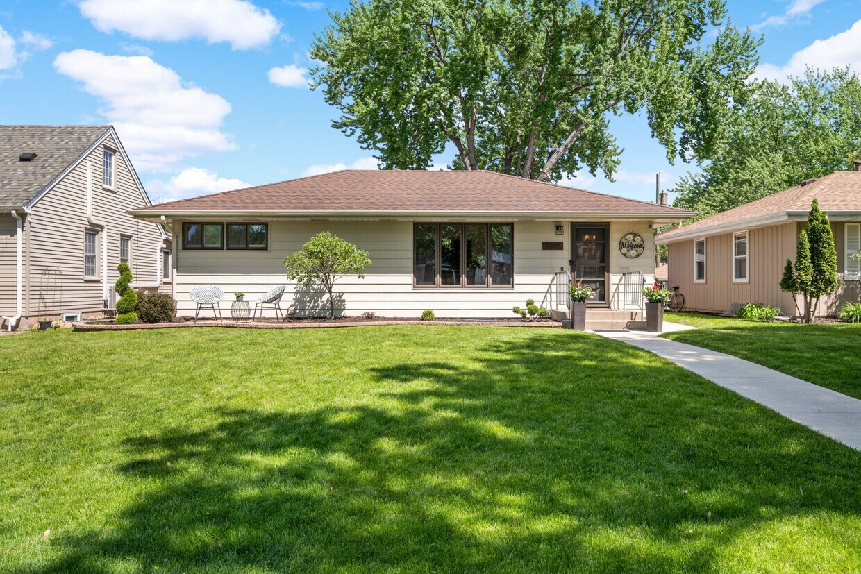 Foto principal - 7205 Stevens Ave
