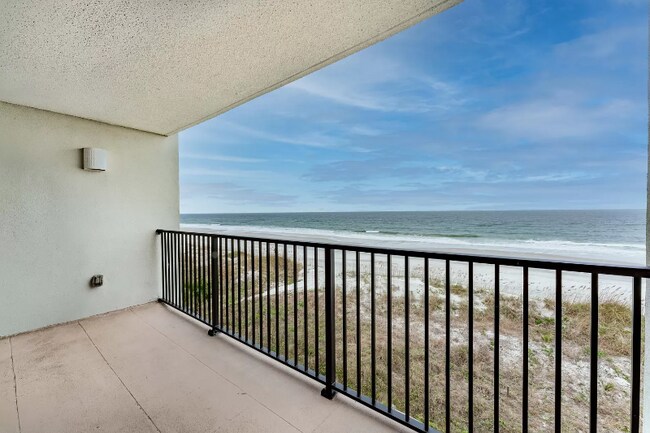 Foto del edificio - 2200 Ocean Dr S