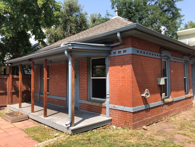 Foto del edificio - 2011 Arapahoe Ave
