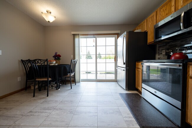 Building Photo - 15963 Flotilla Trail
