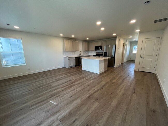 Foto del edificio - Brand New Home in Mosaic