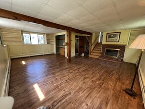 Building Photo - 277 Pearl St