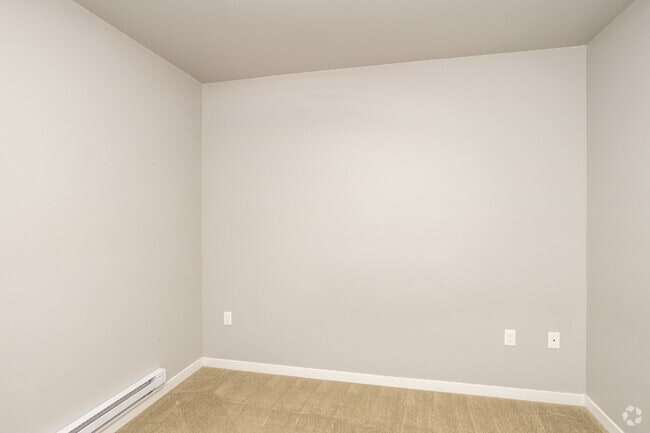 Chicory - Bedroom - Wilmot Estates Apartments