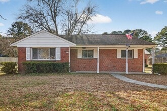 Building Photo - 4713 Clintwood Dr