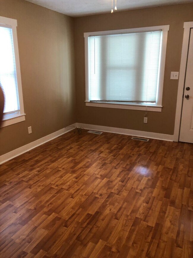 Building Photo - 3 br, 1 bath House - 1603 Bluegrass Ave