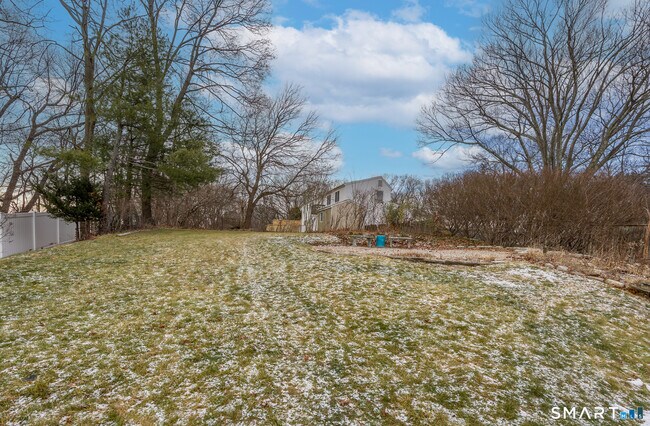 Foto del edificio - 335 Commonwealth Ave