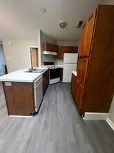 Building Photo - 3822 Blue Grass Ct