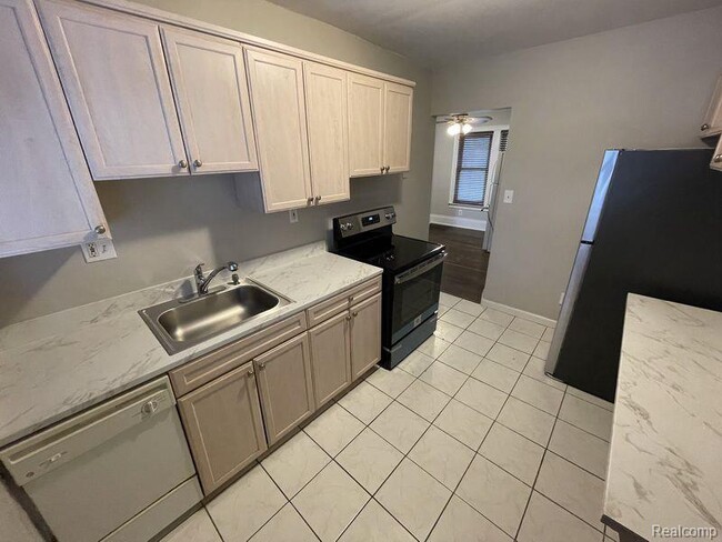 Building Photo - 219 La Plaza Ct
