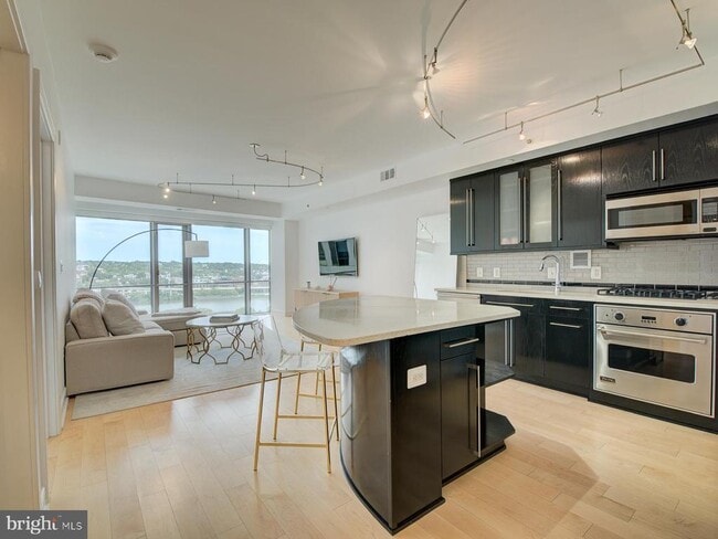 Foto del edificio - 1111 19th St N