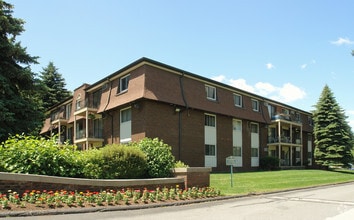 Building Photo - Pheasant Run Apartments