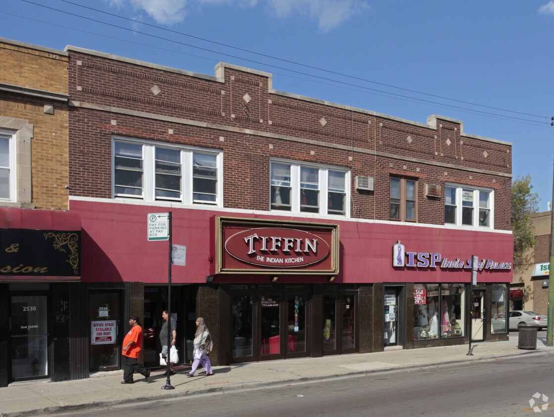 Building Photo - 2534-2536 W Devon Ave