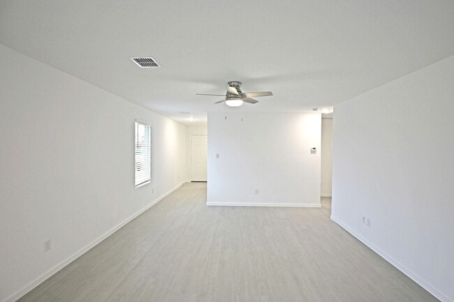 Foto del edificio - 9902 Mather Wy