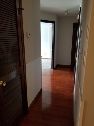 42 Dean Pl Unit A 107 Bridgeport Ct 06610 Condo For Rent In Building Photo 42 Dean Pl
